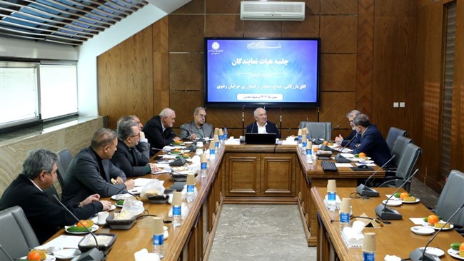 در نشست هیات نمایندگان اتاق مشهد، با تشریح توافقات انجام شده در جلسه با هیات هرات در دوغارون، بر ضرورت استفاده از ظرفیت‌های منحصر به فرد سرمایه‌گذاری خراسان رضوی تاکید شد.