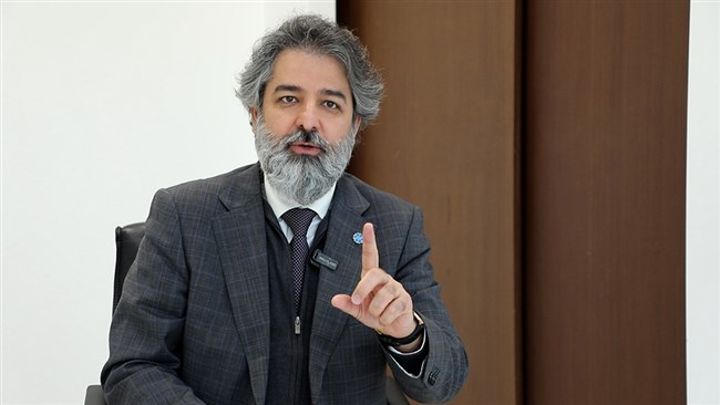 حسن فروزان فرد نایب‌رئیس کمیسیون سرمایه‌گذاری و تأمین مالی اتاق ایران گفت: درمان پیشنهادی دولت (بسته حمایتی) متناسب با وقایع جاری و آسیبی که به تولیدکنندگان وارد شده، نیست.