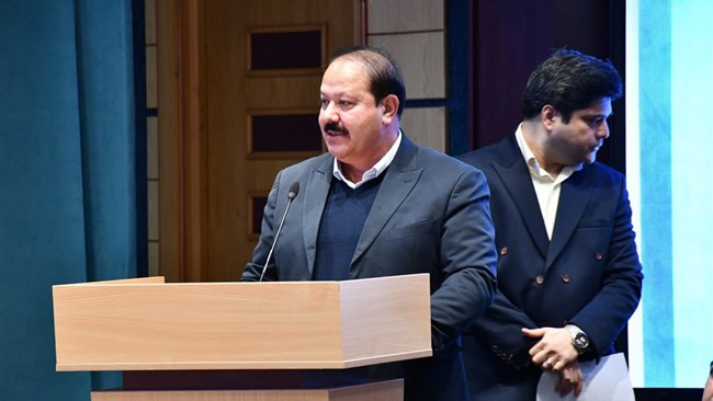 رئیس اتاق گرگان در نشست هم‌اندیشی رئیس‌جمهور با سرمایه‌گذاران و فعالان اقتصادی گلستان، بر ضرورت جبران تبعات حذف ارز ترجیحی، تقویت زیرساخت‌های صادراتی و پرهیز از تصمیمات خلق‌الساعه تأکید کرد.