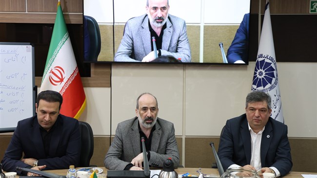 در نشست اخیر کمیسیون صنعت اتاق ایران، انتخابات برای تعیین رئیس برگزار و آریا حقیقی با کسب بیشترین آرا، انتخاب شد. به دنبال آن انتخابات نایب‌رئیس کمیسیون نیز برگزار و نوید ایزدپناه بیشترین آرا را به خود اختصاص داد.