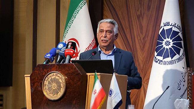 نایب رییس اتاق ایران با تاکید بر ضرورت نقش‌آفرینی و سهیم بودن بخش خصوصی در شکل‌گیری فضای تعاملات بین‌المللی، افزود: لازم است مسیر سیاسی صرف در مذاکرات و تعاملات بین‌المللی را به مسیر اقتصادی و سیاسی تبدیل کنیم.