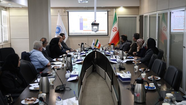 نایب‌رئیس کمیسیون حمل‌ونقل، ترانزیت و لجستیک اتاق ایران، گفت: لایحه بودجه سال آینده نه تنها در بخش لجستیک راهگشا نیست بلکه می‌تواند موانع جدی ایجاد کند.