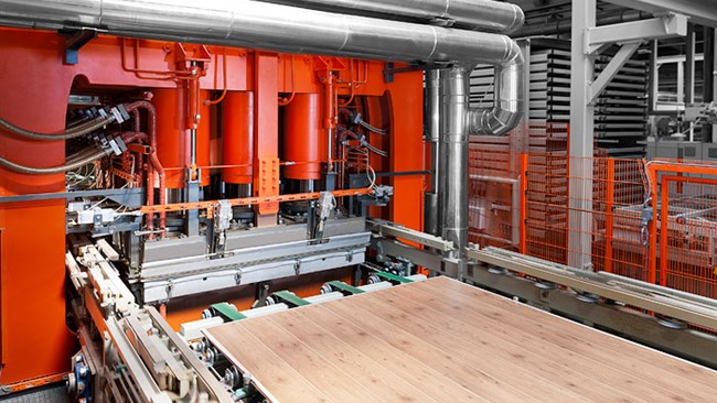 در نشست اخیر کارگروه شورای گفت‌وگو مقرر شد با توجه به پیشینه طولانی بررسی رفع ممنوعیت واردات ماشین‌آلات صنایع چوب و فلز توسط شرکت‌های بازرگانی،‌ مصوبات کمیته ارزی وزارت صمت با امضای وزیر و معاون مربوطه، اجرایی شود.