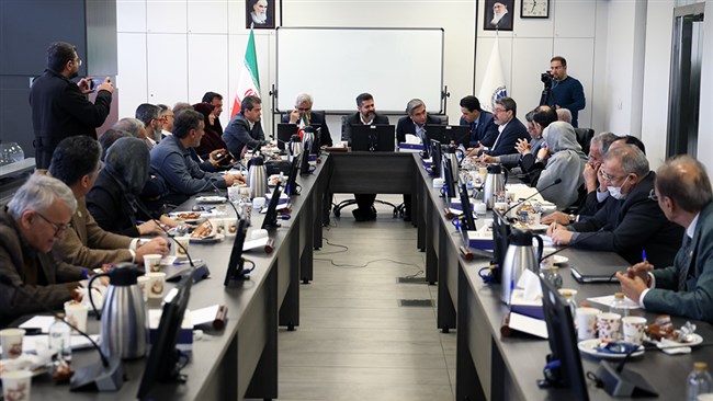 در حالی که صنعت گردشگری کشور با کاهش تقاضا، فشارهای مالیاتی و بیمه‌ای، ضعف زیرساخت‌ها و نگرانی‌های سیاسی دست‌وپنجه نرم می‌کند، نمایندگان تشکل‌های گردشگری نسبت به ادامه وضعیت موجود هشدار دادند.