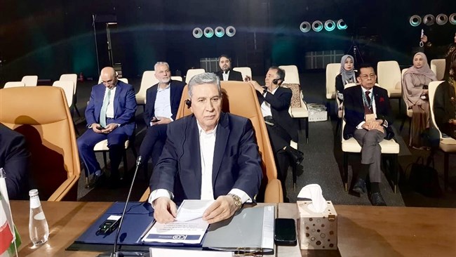 رییس اتاق ایران تاکید کرد: اتاق‌های بازرگانی کشورهای اسلامی می‌توانند یک پلتفرم مشترک مبتنی بر هوش مصنوعی ایجاد نموده و داده‌های تجاری کشورها را به صورت یکپارچه تحلیل کرده و فرصت‌های واقعی همکاری را شناسایی کند.