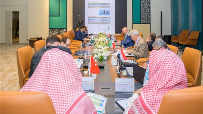 اتاق بازرگانی، صنایع، معادن و کشاورزی ایران در هفتاد و یکمین نشست کمیته مالی اتاق اسلامی تجارت و توسعه (ICCD) در مکه مکرمه برگزار شد، مشارکت داشت.