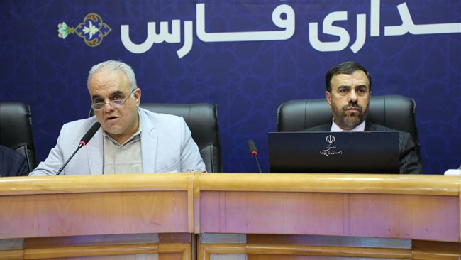 رئیس اتاق شیراز گفت: با توجه به پتانسیل های استان فارس، اصلاح بخشنامه و افزودن نام استان فارس به فهرست استانهای مجاز برای واردات کالاهای اساسی از طریق مناطق مرزی مورد انتظار بخش خصوصی استان است.