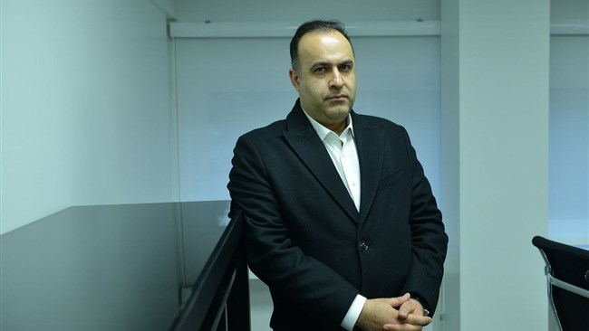 دبیرکل کنفدراسیون صادرات ایران با انتقاد از تعیین مهلت‌های کوتاه برای رفع تعهد ارزی، هشدار داد که برخورد یکسان با صادرکنندگان، می‌تواند به کاهش انگیزه صادرات و افت ارزآوری کشور منجر شود.