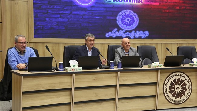 رئیس اتاق کرمان با اشاره به اینکه بیش از 50 سال فعالیت استان در حوزه های مس و فولاد بدون خلق تکنولوژی، گفت: انتقال تکنولوژی از چین موجب تحول در صنایع مادر استان خواهد شد که باید شرایط این انتقال بررسی شود.