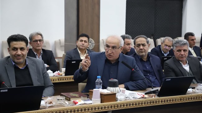 نمایندگان بخش خصوصی مازندران در حضور وزیر جهاد کشاورزی به برخی از مهمترین چالش‌ها ازجمله عدم تامین نهاده مربوط به دهم دی‌ماه سال‌جاری و قبل‌تر، واردات بدون انتقال ارز، تعدد ارز، و تأخیر در سامانه ثبت سفارش پرداختند.