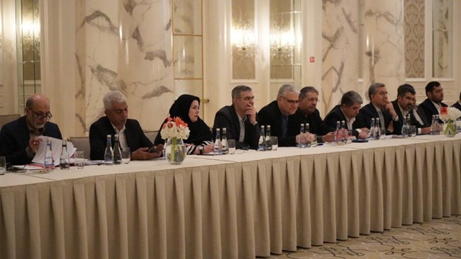 در جریان نشست نماینده اتاق ایران و آژانس توسعه تجارت و سرمایه‌گذاری آذربایجان بر ضرورت تسریع در اجرای توافق‌نامه تجارت ترجیحی بین دو کشور تاکید شد.