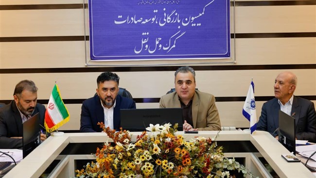 رئیس اتاق شهرکرد با انتقاد از سخت‌گیری‌های ناشی از رفع تعهد ارزی، اعلام کرد برخوردهای فعلی انگیزه صادرات را کاهش داده و در شرایط منفی بودن تراز تجاری، مانعی جدی برای توسعه صادرات استان است.