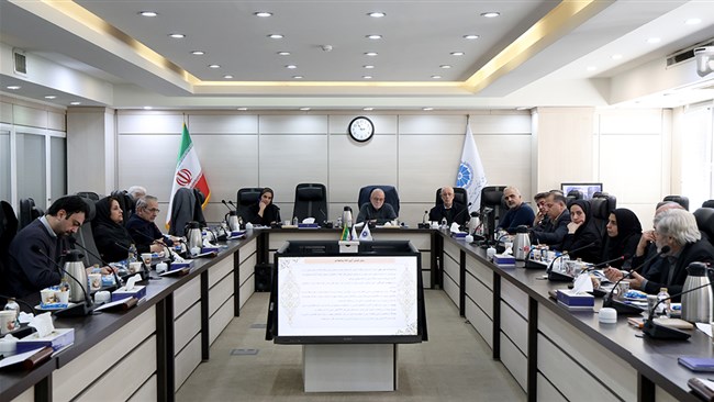 در نشست شورای راهبری اخیر پیش‌نویس آیین‌نامه اجرایی رفع تبعیض میان فعالان اقتصادی در اجرای بند ۹ ماده ۴۲ قانون اجرای سیاست‌های کلی اصل ۴۴ قانون اساسی بررسی و قرار شد پیشنهادهای نهایی برای وزارت اقتصاد ارسال شود.