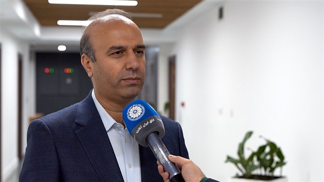 صمد یوسفی اصل، رئیس اتاق زنجان با ابراز نگرانی از ایجاد و تداوم ارز چندنرخی پس از حذف ارز ترجیحی، خواستار تسهیل فرایندها و سرعت در پرداخت اعتبارات بسته 700 همتی شد.