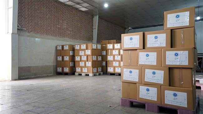 ابوالفضل روغنی گلپایگانی، دبیرکل اتاق بازرگانی، صنایع، معادن و کشاورزی ایران به تشریح جزئیات توزیع بسته‌های معیشتی اتاق ایران در بین خانواده‌های کم برخوردار پرداخت.