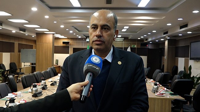 رییس کمیسیون حمل‌ونقل، ترانزیت و لجستیک اتاق ایران اعلام کرد: بارگیری‌ها در زمینه حمل کالاهای اساسی، حتی نسبت به روزهای عادی بیشتر شده است.