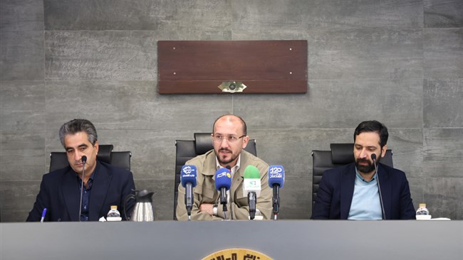 رئیس کمیسیون کشاورزی اتاق بازرگانی، صنایع، معادن و کشاورزی ایران اطمینان داد که ذخایر کالاهای اساسی کشور در سطح قابل قبولی قرار دارد.