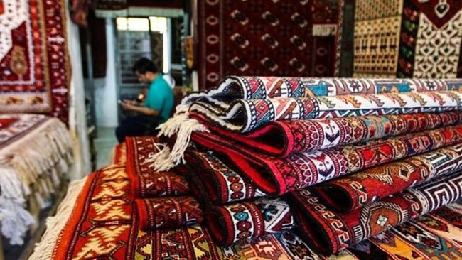 با توقف حمل‌ونقل هوایی و بالا رفتن ریسک تجارت دریایی در شرایط جنگی، صادرکنندگان فرش با حمل‌ونقل ترکیبی و از طریق یک بندر اروپایی سفارشات مشتریان را ارسال کردند.