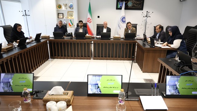 ابوالفضل روغنی گلپایگانی دبیرکل اتاق ایران در نشستی آنلاین با دبیران اتاق‌های استانی دیدار کرد. در این جلسه معاونان، روسای مراکز و مدیران اتاق ایران نیز حضور داشتند.