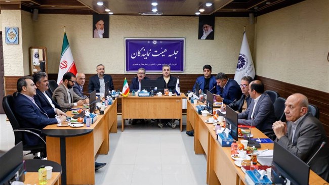 در نشست هیات نمایندگان اتاق چهارمحال و بختیاری بر لزوم احصا و پیگیری مشکلات واحدهایی که برای تامین مواد اولیه با صنایع آسیب دیده ارتباط مستقیم دارند، تاکید شد.