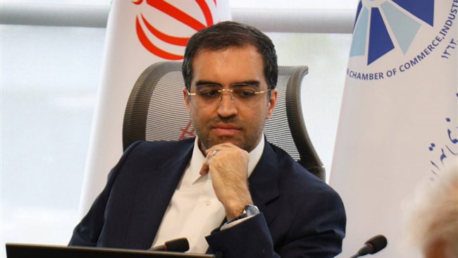 عطاالله اشرفی اصفهانی، نایب رئیس کمیسیون کشاورزی اتاق تهران در یادداشتی ضمن تحلیل تأثیر جنگ ایران و آمریکا بر قیمت اوره نوشت: بازار جهانی کودهای شیمیایی در آستانه شوک قیمتی و کاهش بهره‌وری کشاورزی قرار دارد.