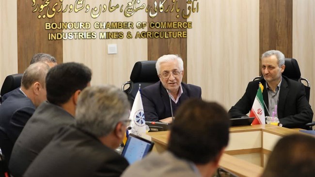 استاندار خراسان شمالی ضمن تاکید بر حمایت تمام‌قد دولت از تولیدکنندگان و بازرگانان در مسیر تأمین کالاهای اساسی، از بخش خصوصی استان خواست از ظرفیت های مرزی برای تامین نیازهای اساسی کشور استفاده کند.