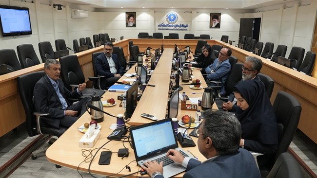 رئیس اتاق کرمان با تأکید بر اینکه برای بازسازی و نوسازی کشور نباید از روش های گذشته استفاده کرد، گفت: در نوسازی ها باید بر اساس آمایش سرزمین، تکنولوژی جدید و تکیه بر بخش خصوصی و توان رقابت پذیری عمل کنیم.