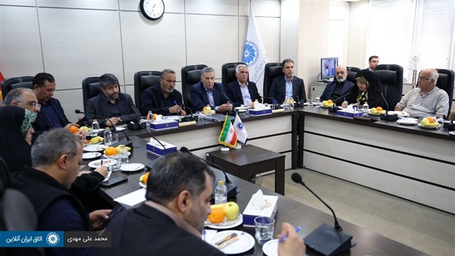 صمد حسن‌زاده رئیس اتاق ایران در نشست با اعضای فراکسیون اتاق بازرگانی و اصناف مجلس گفت: مدیریت شرایط جنگی با همکاری یکدیگر به خوبی انجام شد، حال باید برای آینده با برنامه‌ریزی دقیق و جامع پیش برویم.