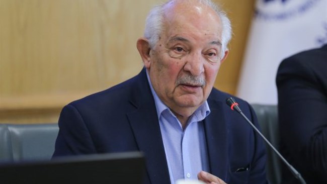 رییس اتاق مشهد در تشریح وضعیت تجارت در مرزهای شرقی کشور در شرایط جنگی، از تداوم فعالیت گذرگاه‌های مرزی، پویایی مبادلات با همسایگان شرقی و بهره‌گیری از این مسیرها برای دسترسی به بازارهای آسیای میانه خبر داد.