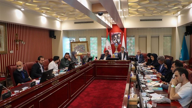 رییس اتاق بازرگانی، صنایع، معادن و کشاورزی اصفهان از برنامه‌ریزی برای تبدیل منطقه شرق اصفهان به منطقه ویژه تولید، بسته‌بندی و توزیع گیاهان دارویی خبر داد.