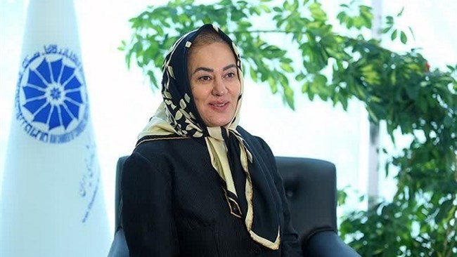 سیده فاطمه مقیمی، رئیس کانون زنان بازرگان ایران در یادداشتی نوشت با هدف توانمندسازی، مجموعه‌ای از کارگاه‌ها و دوره‌های آموزشی تخصصی برگزار شد تا سهم بازار و رشد درآمدی زنان فعال اقتصادی افزایش پیدا کند.