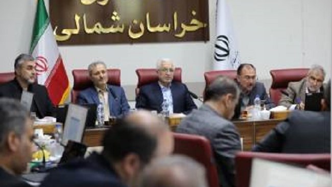 نمایندگان بخش خصوصی و دولت در نشست شورای گفت‌وگوی استان خراسان شمالی، چالش‌های اجرایی برخی مصوبات و سیاست‌های اقتصادی دولت را بررسی کردند.