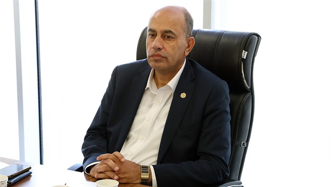 رضا رستمی رئیس کمیسسیون حمل‌ونقل اتاق ایران تاکید کرد: در دوران جنگ تحمیلی سوم بخش حمل‌ونقل مقتدرانه و بدون تعطیلی در میدان بود، چنانکه در تخلیه بنادر و حمل کالاهای اساسی 31 درصد افزایش فعالیت داشتیم.