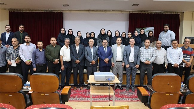 با همکاری انجمن خرمای خوزستان و اتاق بازرگانی آبادان، همایش روز انتقال یافته‌های تحقیقاتی نخیلات در پژوهشکده خرما و میوه‌های گرمسیری برگزار شد.