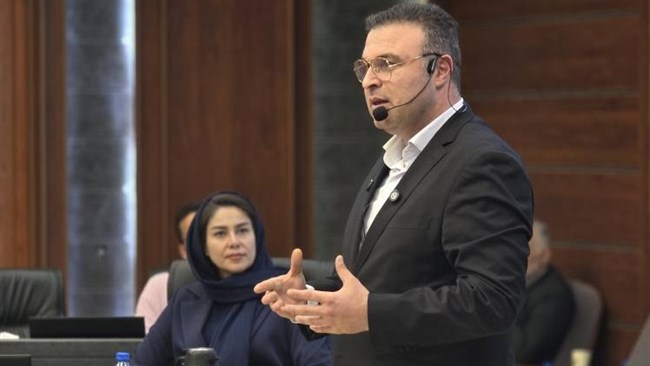 نشست تخصصی هم‌اندیشی اعضای هیأت‌های حل اختلاف مالیاتی با هدف بررسی کارکرد هیات‌ها و چالش‌های آنها در اتاق کاشان برگزار شد.
